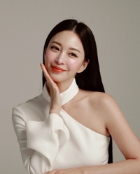 한예슬, 극한 고통 시술 고백 “아이라인 문신 지웠다. 이제 청순해지겠죠?”