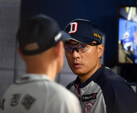 역대 사례로 본 시즌 중 ‘코치진 개편’…정말 효과 있을까? [황혜정의 두리번@@]