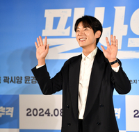 [포토] 박성웅의 믿볼동(믿고 볼 동생) 곽시양