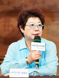 ‘아침이슬’ 부른 양희은 “故 김민기는 어린 날의 우상, 안식을 기도” 추모