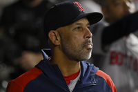 ‘박찬호 동료→ML사인훔치기 논란’ 알렉스 코라 감독, 보스턴과 동행 3년 연장