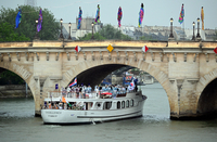 [포토]대한민국 선수단, 유명한 퐁뇌프 아래로...