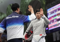 세계 랭킹 4위 오상욱, 41위 지로에게 완승 16강 진출 [2024파리]