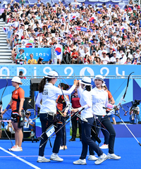 [포토]여자 양궁 대표팀, 네덜란드 꺾고 결승전으로!