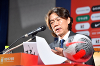 [포토]‘축구대표팀 감독 소감 밝히는’ 홍명보 감독