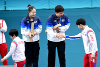 [포토]신유빈-임종훈, 북한 리정식-김금용과 함께