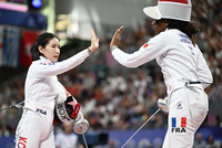 [포토]8강 경기 나서는 펜싱 여자 에페 단체팀 송