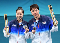 “유빈아 고마워” 입대 20일 앞두고 동메달 딴 임종훈, 12년 만의 탁구 메달에 병역 특례까지 ‘겹경사’[SS파리in]