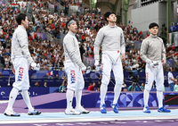 [포토]프랑스와 4강전 치르는 한국 펜싱 남자 사
