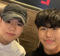 이준수·윤후 훈훈한 투샷...‘아빠 어디가’ 우정 여전하네
