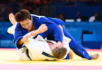 [포토]상대 몰아붙이는 이준환