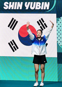 [포토]8강전 나서는 신유빈