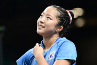 [포토]신유빈, 헛웃음만...