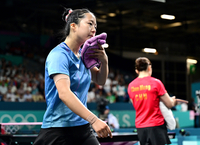 ‘삐약이’ 포효에도 하야타 못 넘었다…신유빈, 역전패로 20년만 여자 단식 동메달은 ‘실패’[파리 2024]