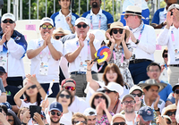 [포토]선수들에게 박수 보내는 정의선 회장