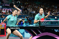 [포토]전지희-신유빈, 가자! 4강으로!