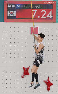 아쉽게 미끄러진 신은철, 스포츠 클라이밍 스피드 8강 진출 실패[SS파리in]