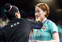 [포토]신유빈, 스윗하게!