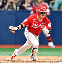 [포토] ‘라인탔다! 2루타’ 추신수