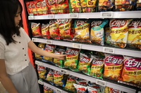 오리온, 제철 감자로 만든 포카칩·스윙칩 인기 폭발