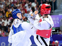 [포토]김유진, 얼굴을 향해!