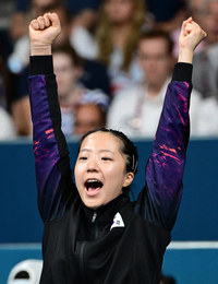 [포토]전지희의 득점에 기뻐하는 신유빈