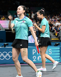 [포토]득점에 기뻐하는 전지희-신유빈