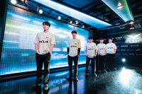 ‘매운 맛’ 2% 부족했다! 디플러스 기아, 43분 혈투 끝 농심에 2세트 승리…승부는 1-1 동점 [SS종로in]