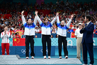 [포토]시상대에 오르는 신유빈-이은혜-전지희