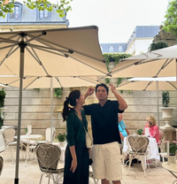 ‘결혼 7년’ 주상욱♥차예련, 파리에서 목격...신혼처럼 데이트 즐겼다