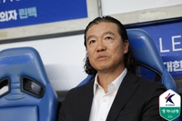 ‘울산 부임 첫패배’ 김판곤 “기대하지 않은 사고(주민규 퇴장) 났다” [현장 일문일답]