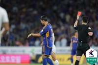 ‘충격의 팔꿈치 보복→퇴장’ 최고령 국대 주민규 팀망각 비매너 ‘이러면 태극마크 롱런 자격 없다’ [SS현장]