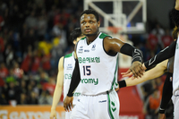 디온테 버튼 7년 만에 KBL 복귀, ‘디펜딩 챔피언’ KCC행