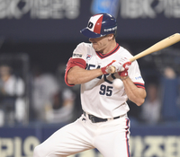 [포토] 류현진 투구에 맞는 제러드