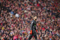 저 사우디 안 가요…이적 거부한 GK 알리송, 재계약 준비 “지금은 아니다, 리버풀에 집중하고 싶다”