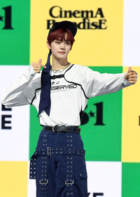 [포토]제로베이스원 김규빈, 컴백했어요!