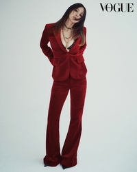 이효리 ‘치타여사’ 패턴도 찰떡, 카리스마 넘치는 화보