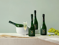 “올 추석은 ‘한정판’ 선물세트로”…1400만원 샴페인·130만원 캐비아 나왔다