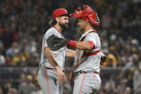 켈리의 MLB 닷새천하, 전력외 판정으로 사실상 방출