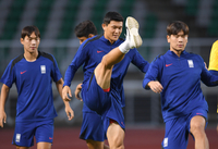 [포토] 김민재 ‘거침없이 하이킥’