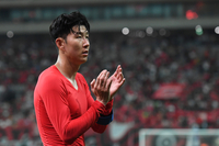 산전수전 다 겪은 손흥민도 홈팬 야유가 버겁다 “감독님 이미 결정, 응원 부탁한다…민재 같은 일 다시 나오면 안 돼”[현장인터뷰]