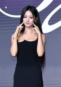 [포토]트와이스 쯔위, 솔로 데뷔 앨범 발매