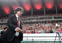 [포토]서울월드컵경기장 입장하는 홍명보 감독