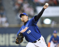 [포토] 역투하는 한화 선발 류현진