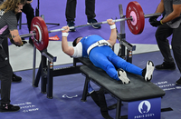 ‘어깨 수술’ 받고도 패럴림픽 출전…‘여자 역도 대들보’ 김형희, 67㎏급 9위 [파리2024]