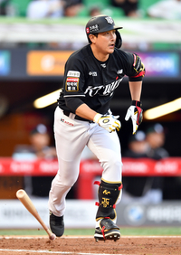 황재균 주점, 알고보니 압구정 헌팅포차…더욱 거세진 ♥지연 이혼설