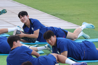 2000년대생 뉴페이스 3명 모두 첫 경기 제외…‘졸전’ 다음 오만전, 세대교체 첫 발·변화의 바람이 필요하다