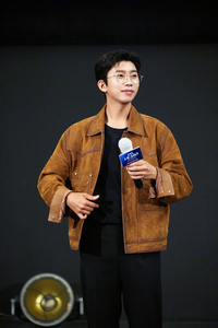 임영웅, 개봉 9일만에 20만 관객 넘어섰다…새롭게 쓰는 ‘히어로’ 신화