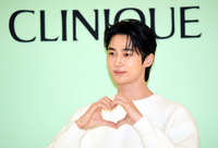 [포토] 변우석 ‘꿀 떨어지는 하트’