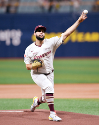 [포토]키움 선발 투수 헤이수스